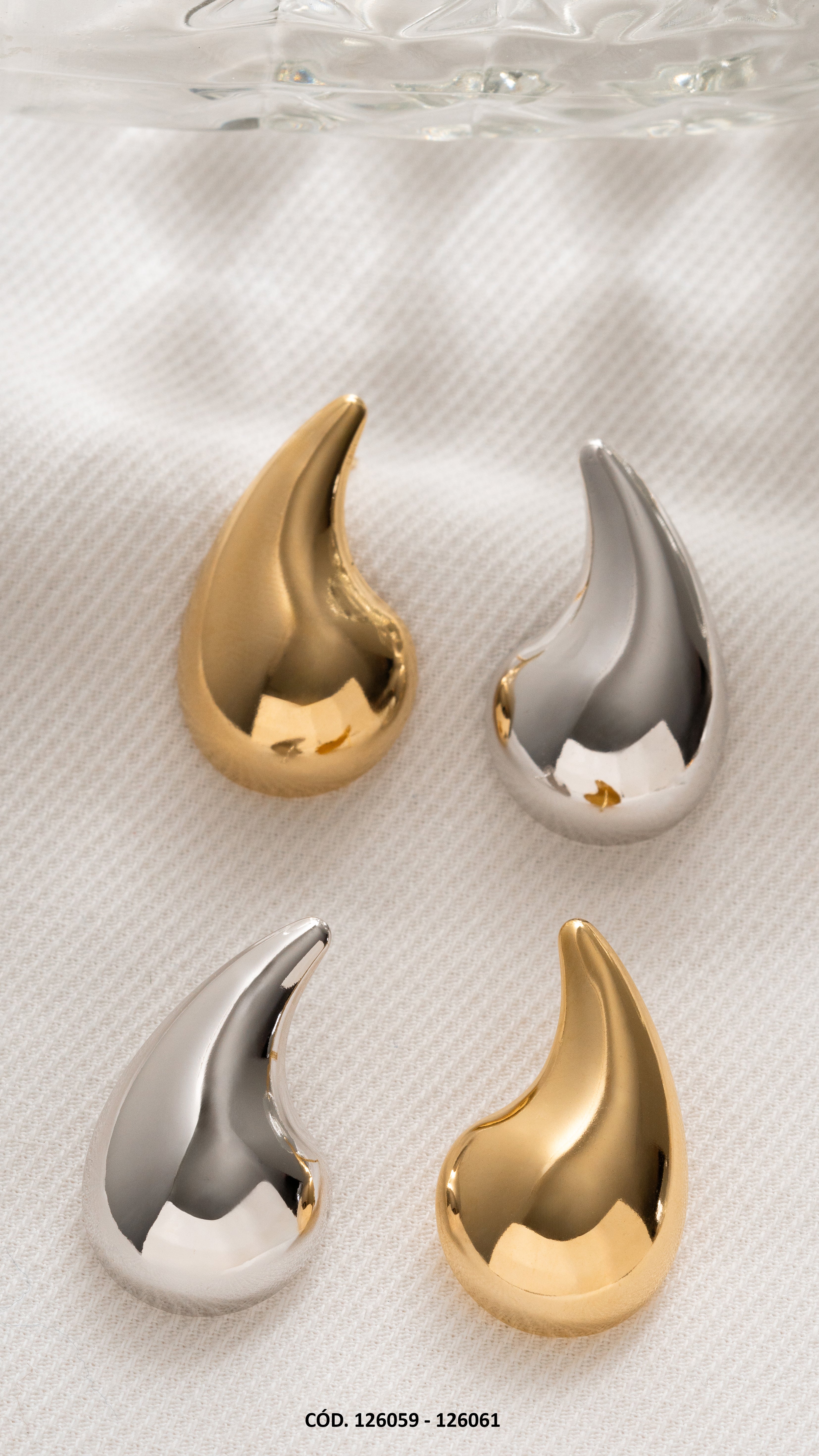 BRINCO GOTA DANHADO A PRATA.