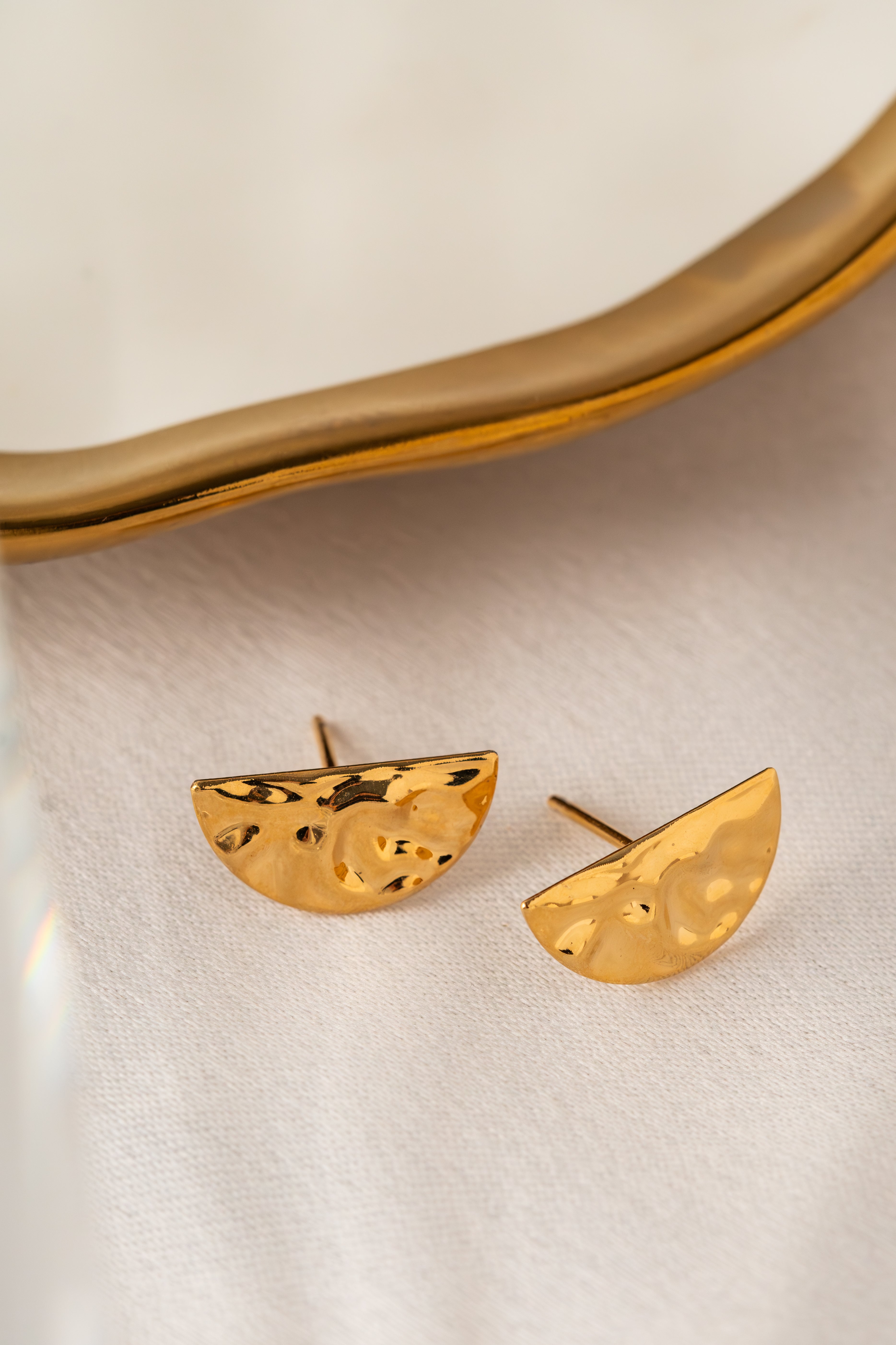 BRINCO MEIO CRAQUELADO.