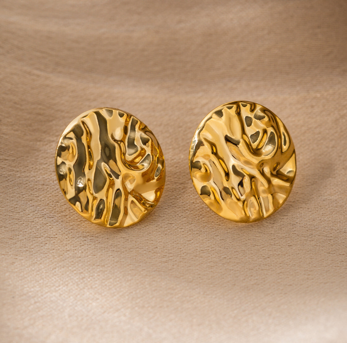 BRINCO REDONDO CLAQUELADO.